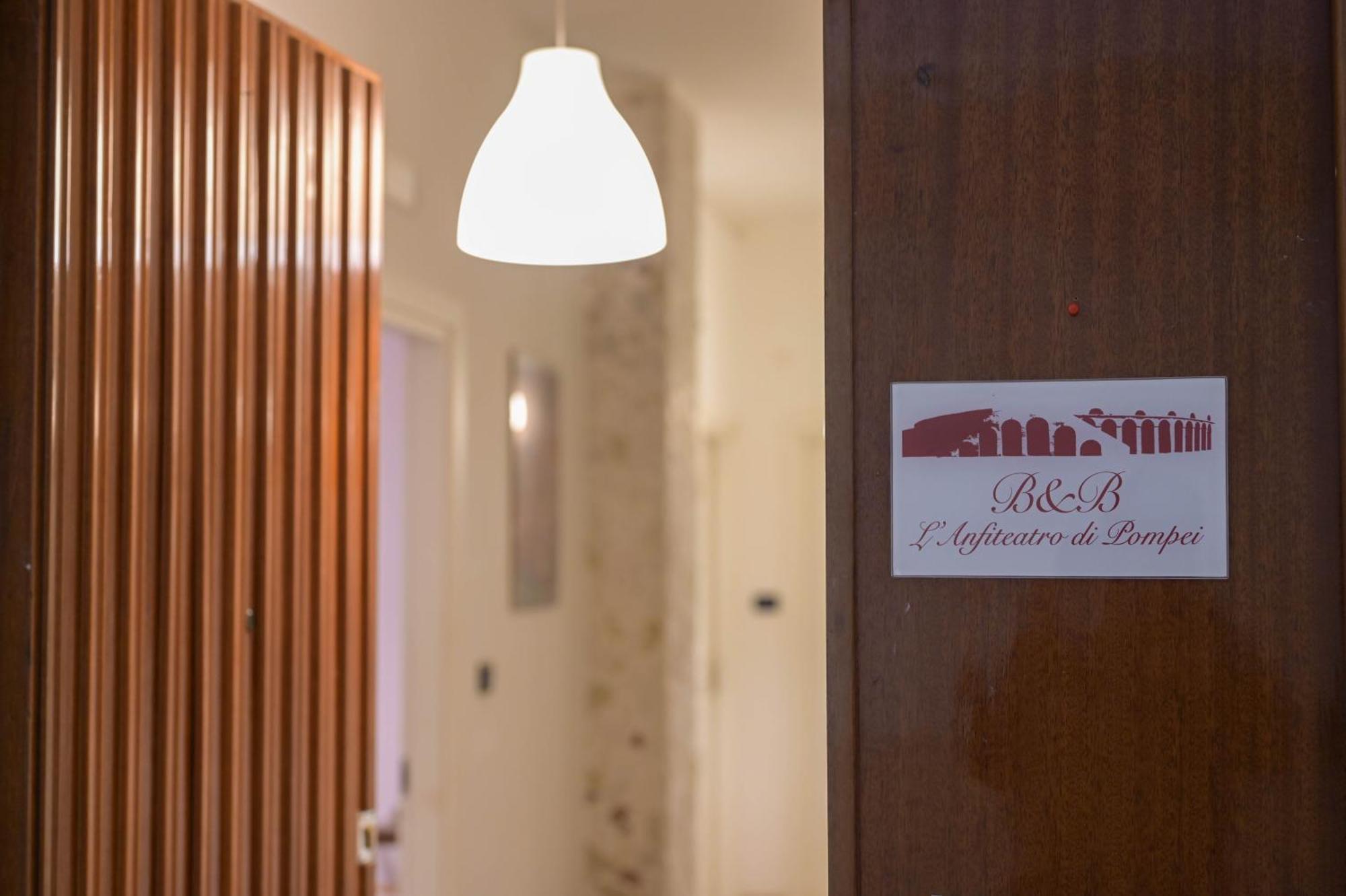 L'Anfiteatro Di Pompei B&B Exteriör bild